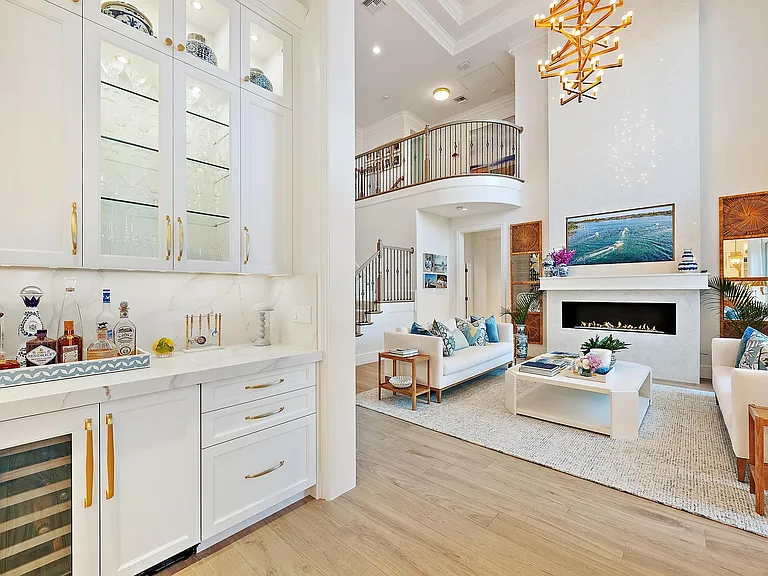 179 Carmela Ct — Photo 8