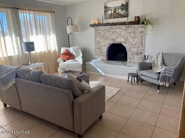 7690 W Illinois St, Tucson, AZ 85735