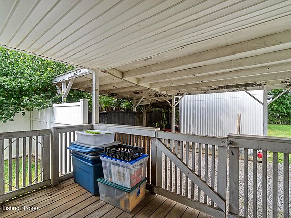 5th image of 115 Gaither Station Rd