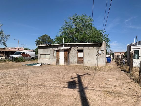 2nd image of 118 Ceres Pl