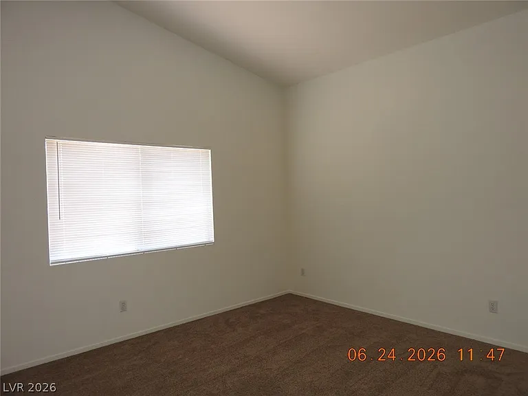4916 Corsica Island St — Photo 12