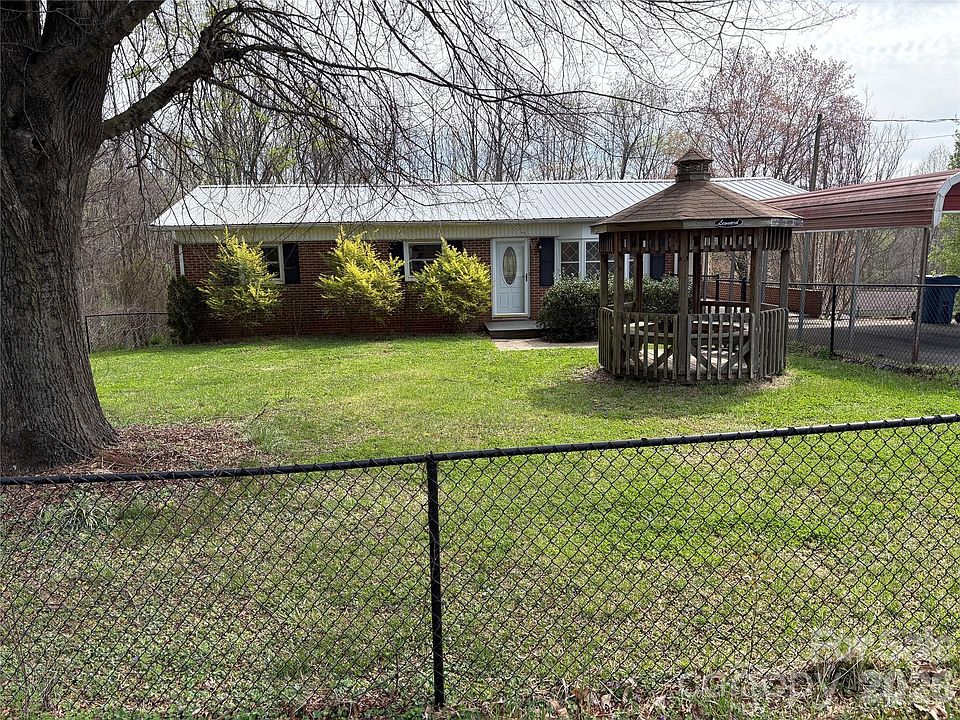 1st image of 2137 23rd Street Dr SE