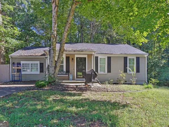 2350 Century Ln, Snellville, GA 30039