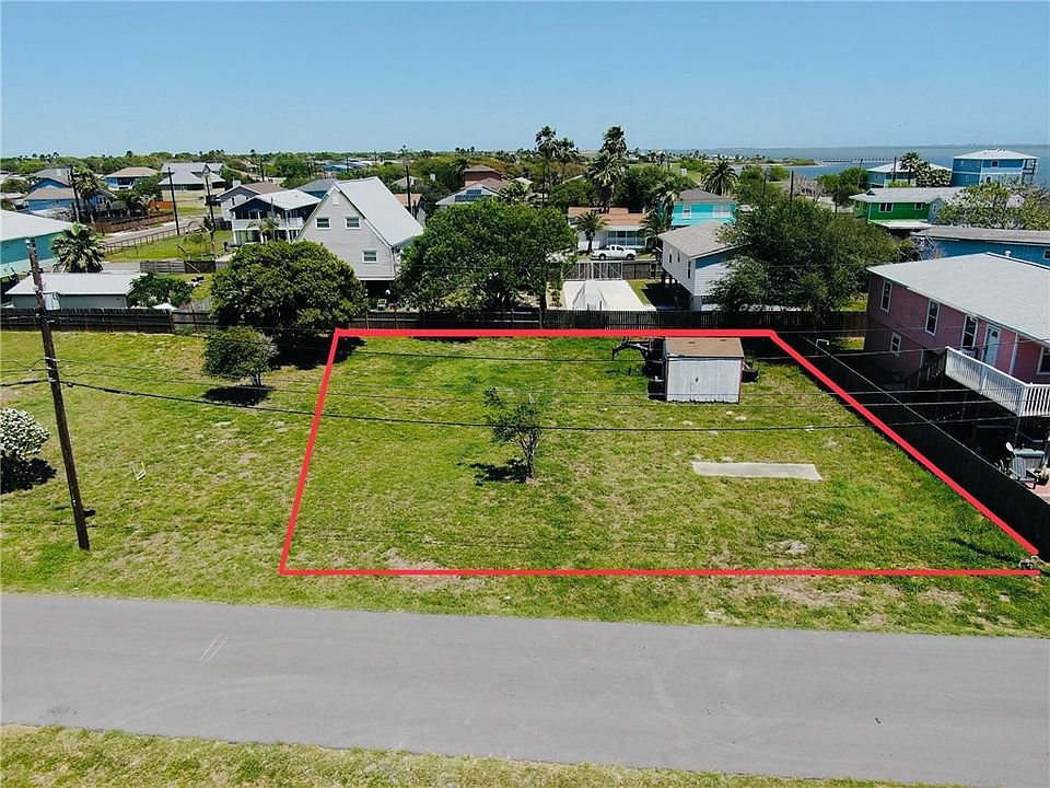 2nd image of 122 Riviera Dr