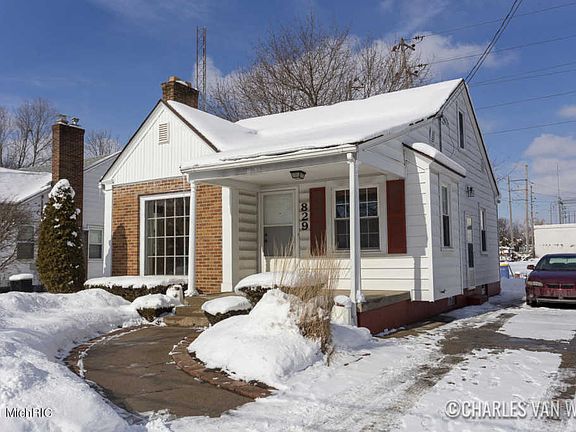 2nd image of 829 Sylvia St NW