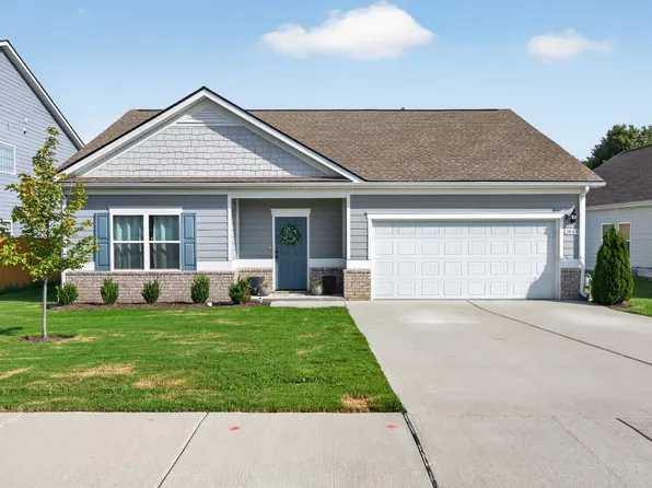 1003 Village Ct, Burns, TN 37029