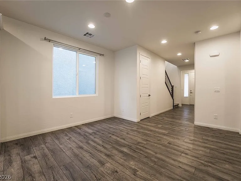 9459 Julie Inez Ave — Photo 4