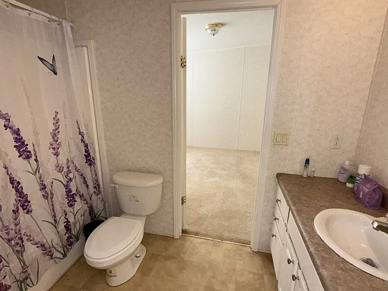 198 County Road 1165 — Photo 16