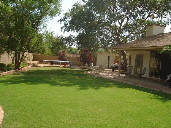 3rd image of 5434 E Poinsettia Dr