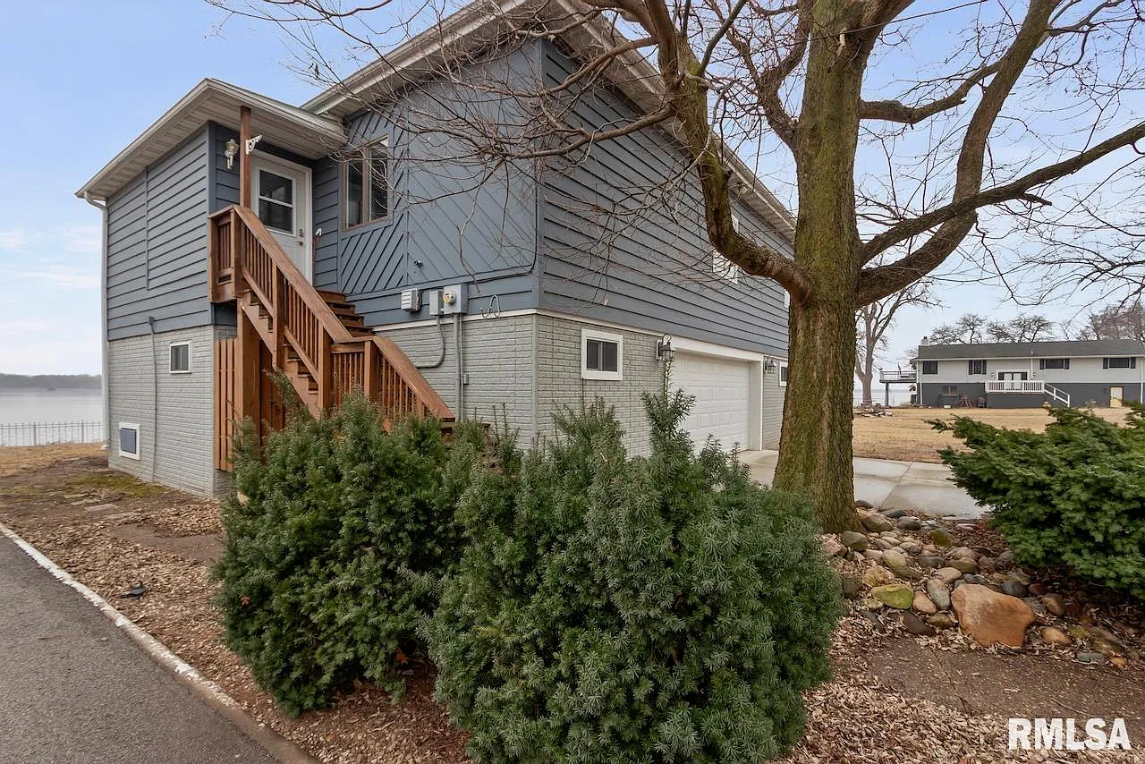 3 bed, 2.0 bath, 1256 sqft, $3,500 — Photo 1
