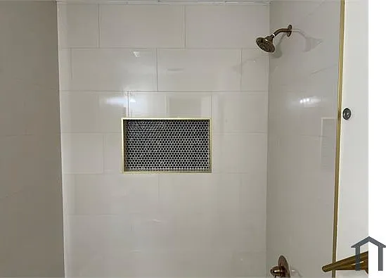 640 Towergate Pl — Photo 10