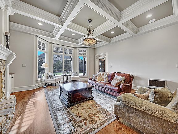 3rd image of 12310 Vista Brook Ln