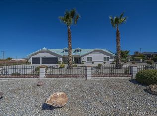 19456 Roanoke Rd, Apple Valley, CA 92307