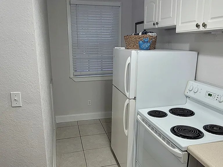 407B S Melville Ave #12 — Photo 9
