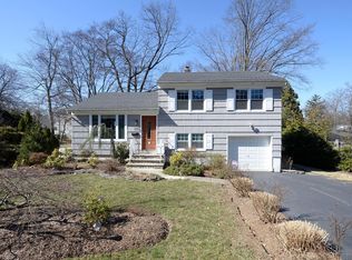 276 Edwards St, Ridgewood, NJ 07450