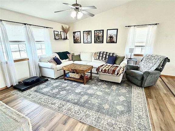 4th image of 1801 N Alco Ave