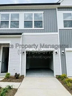 3 bed, 2.5 bath, 1630 sqft, $1,895 — Photo 2