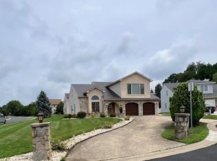1 Lonnie Ct, Bear, DE 19701