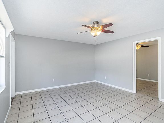 5th image of 7057 Sunset Dr S APT 4