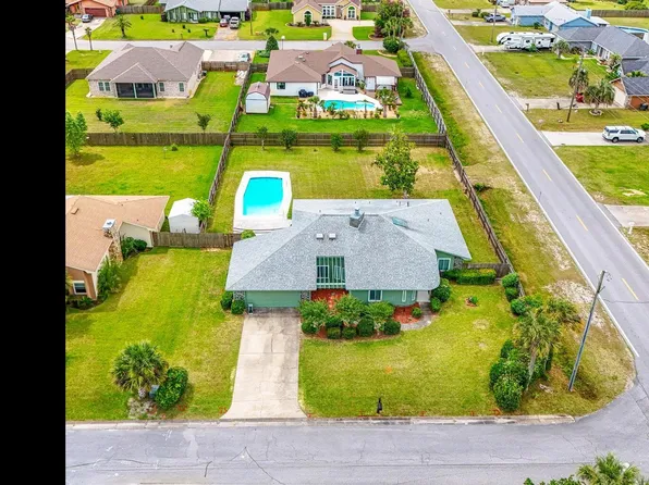 2324 Raintree Pl, Lynn Haven, FL 32444