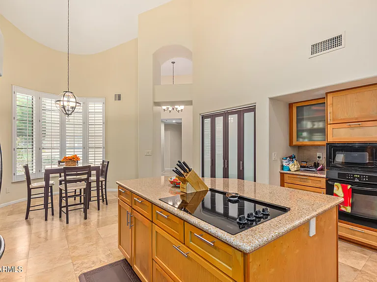 8117 E Cortez Dr — Photo 12