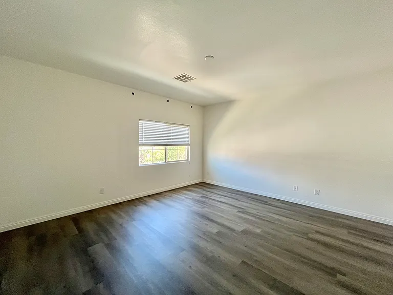 9493 Alma Ridge Ave — Photo 36