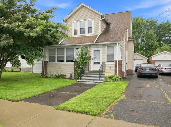 90 Bonneville Ave, Chicopee, MA 01013