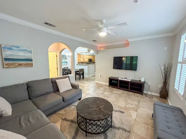 1257 SW 9th Rd, Waldo, FL