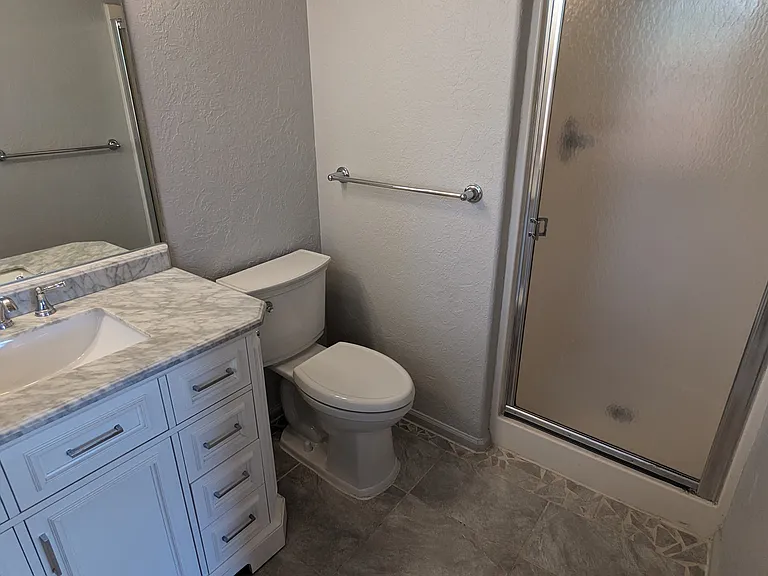 708 S Junction Ave — Photo 9