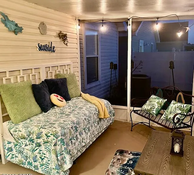 11710 Seashore Ln — Photo 11