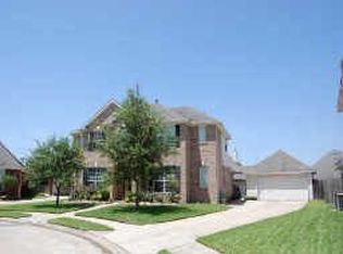 2611 Marble Creek Dr, Pearland, TX 77581