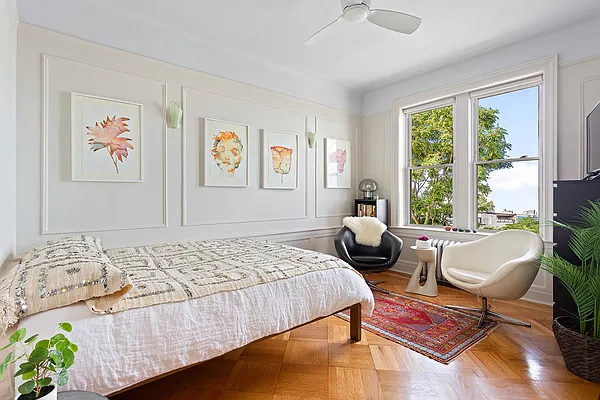 Sold by Compass | media 1