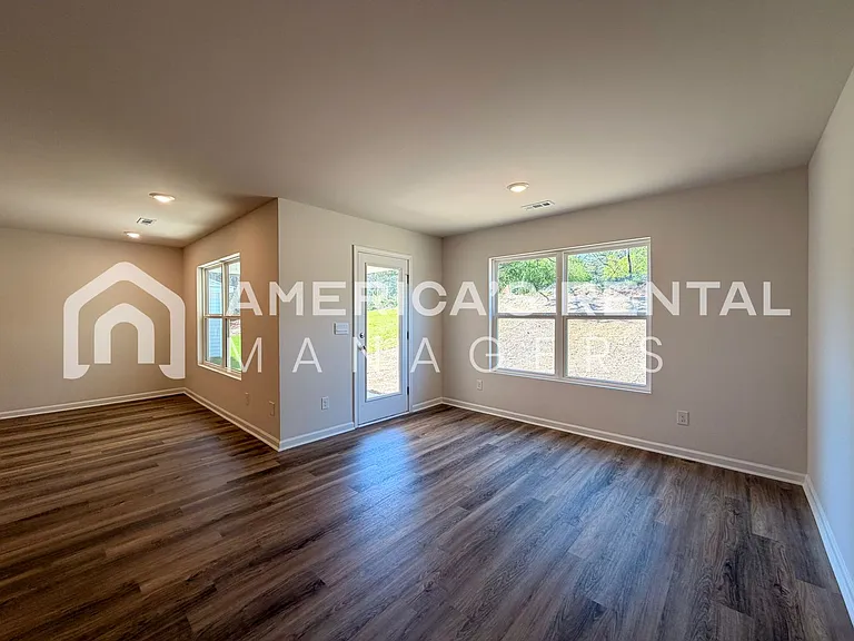 9908 Sequoyah Cove Dr SE — Photo 25