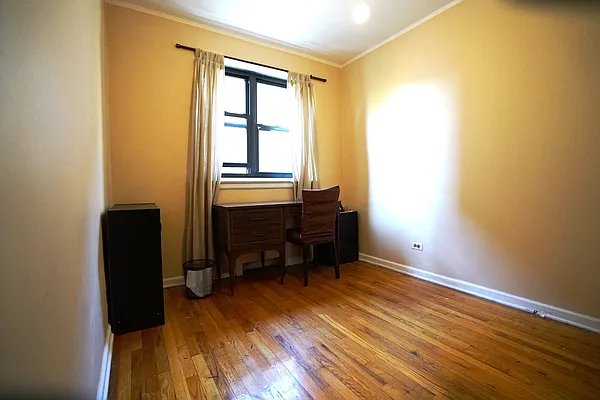 Sold by City Express Realty LLC | media 19