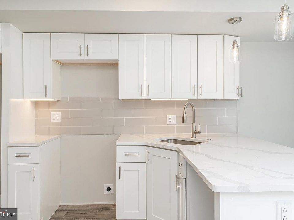 1st image of 2339 N 10th St #2