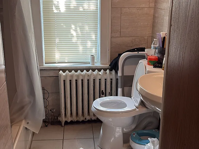 1702 E Geneva Pl #1 — Photo 3