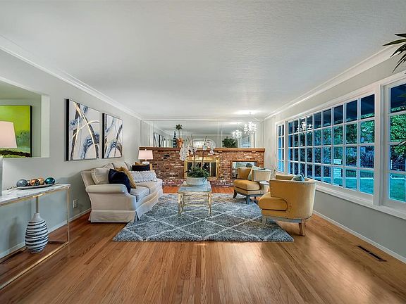 5th image of 143 Cardinal Ln