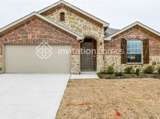 400 Pollyann Trl, Roanoke, TX 76052