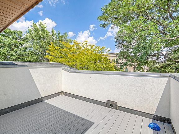 Roof top deck with gas hook up