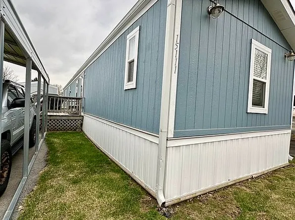 15111 D Plz #90, Omaha, NE 68144