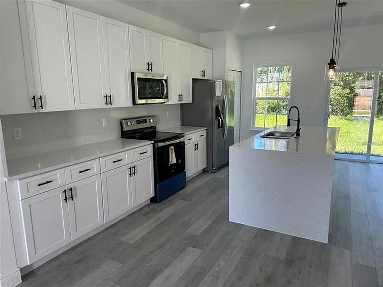 15889 SW 58th Ter — Photo 2