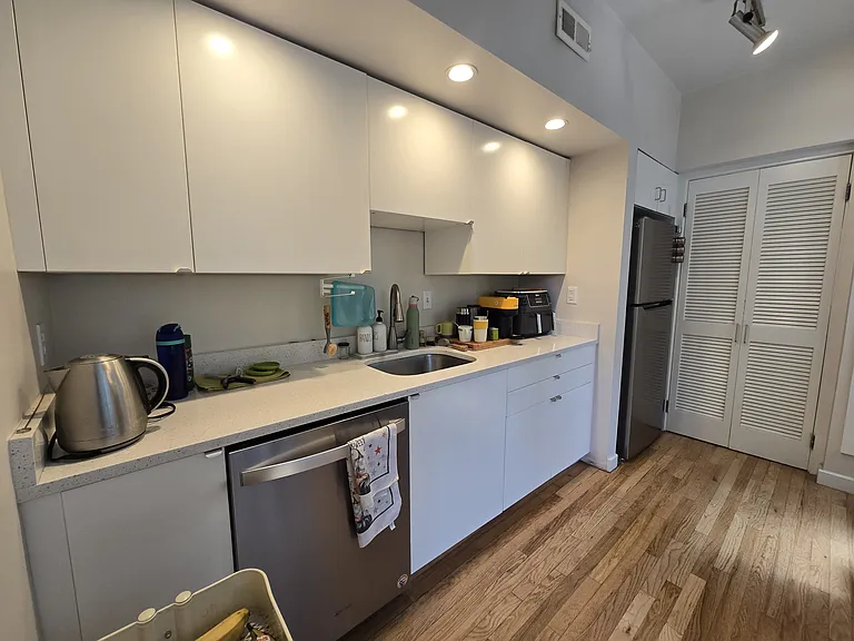 1244 Monterey St #1 — Photo 8