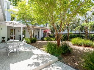 11 Robert Mills Cir, Mount Pleasant, SC 29464