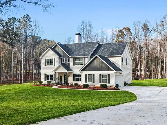 2nd image of 435 Paynes Lake Rd