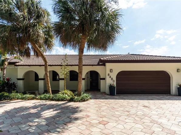 8480 Dundee Ter, Miami Lakes, FL 33016