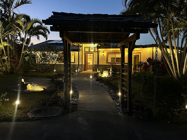 51 W Waipio Rd — Photo 4