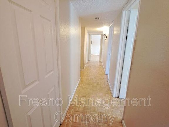 3rd image of 784 W Palo Alto Ave