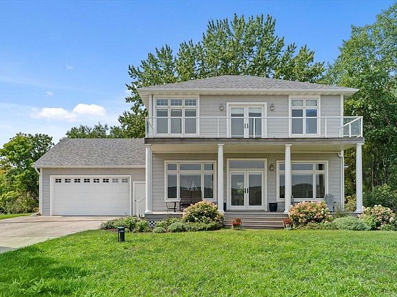 2nd image of 32297 Lakeview Dr