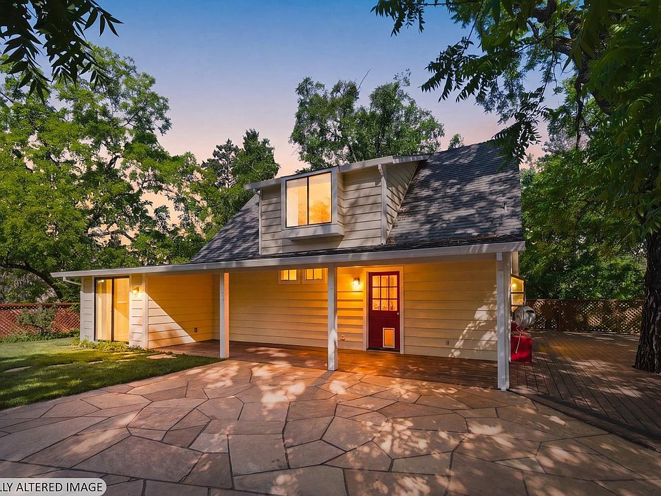 1st image of 21 Goodwells Avenue
