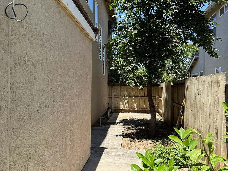 1036 San Jose Ave — Photo 7